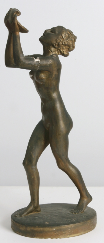 Figura femminile con conchiglia